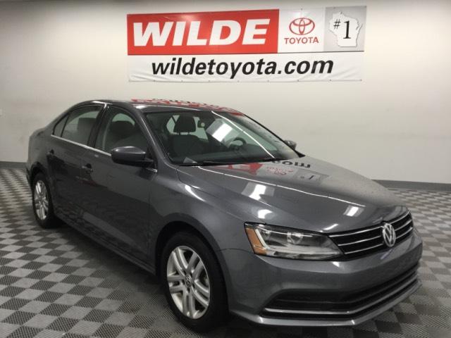 Pre Owned 2017 Volkswagen Jetta 1 4t S Auto 4dr Car In P77890 Pre Owned 2017 Volkswagen Jetta 1 4t S Auto