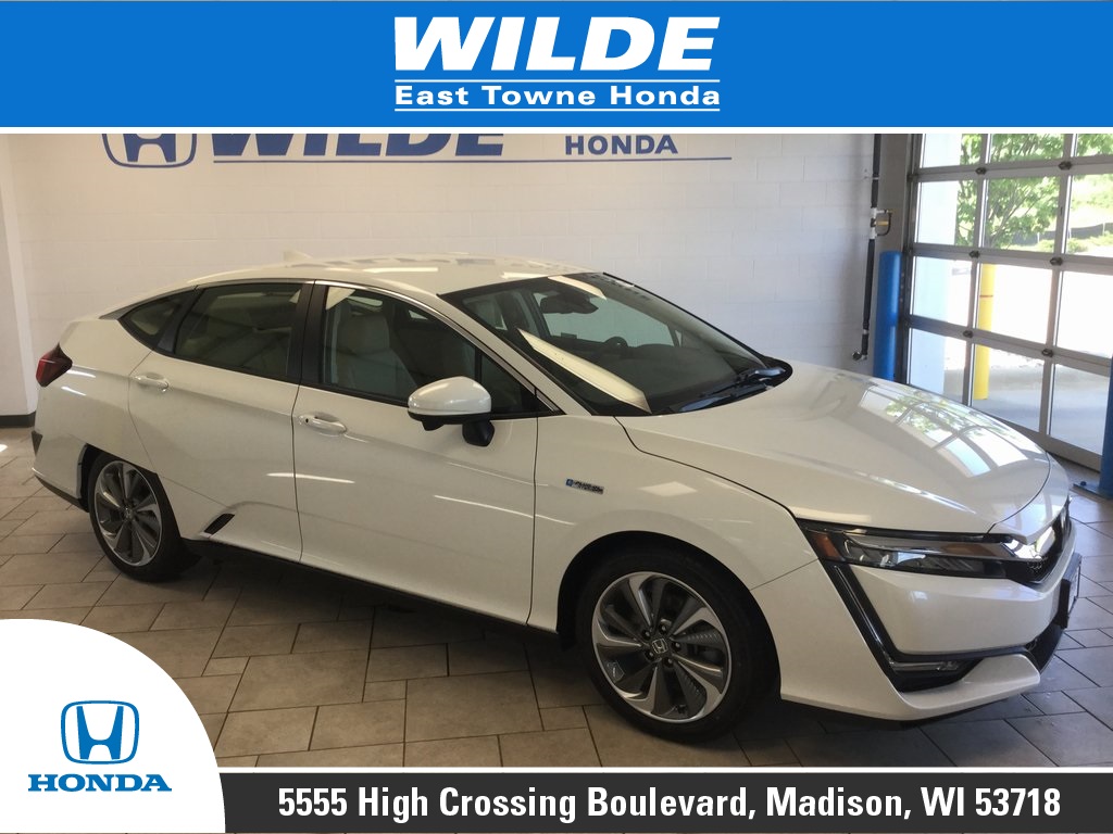 New 2018 Honda Clarity Plug In Hybrid Touring 4d Sedan 21704 New 2018 Honda Clarity Plug In Hybrid Touring